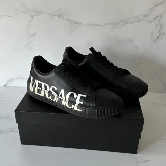 Versace Men s Sneaker